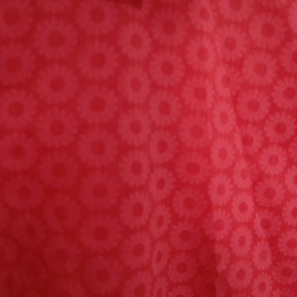 sag Harbor pink sheer circles design blouse. Size MP - Picture 9 of 9